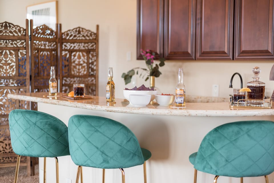 A built in bar for you to enjoy.