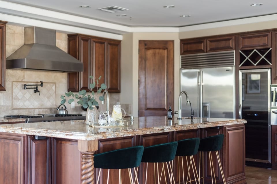 Kitchen with an island.