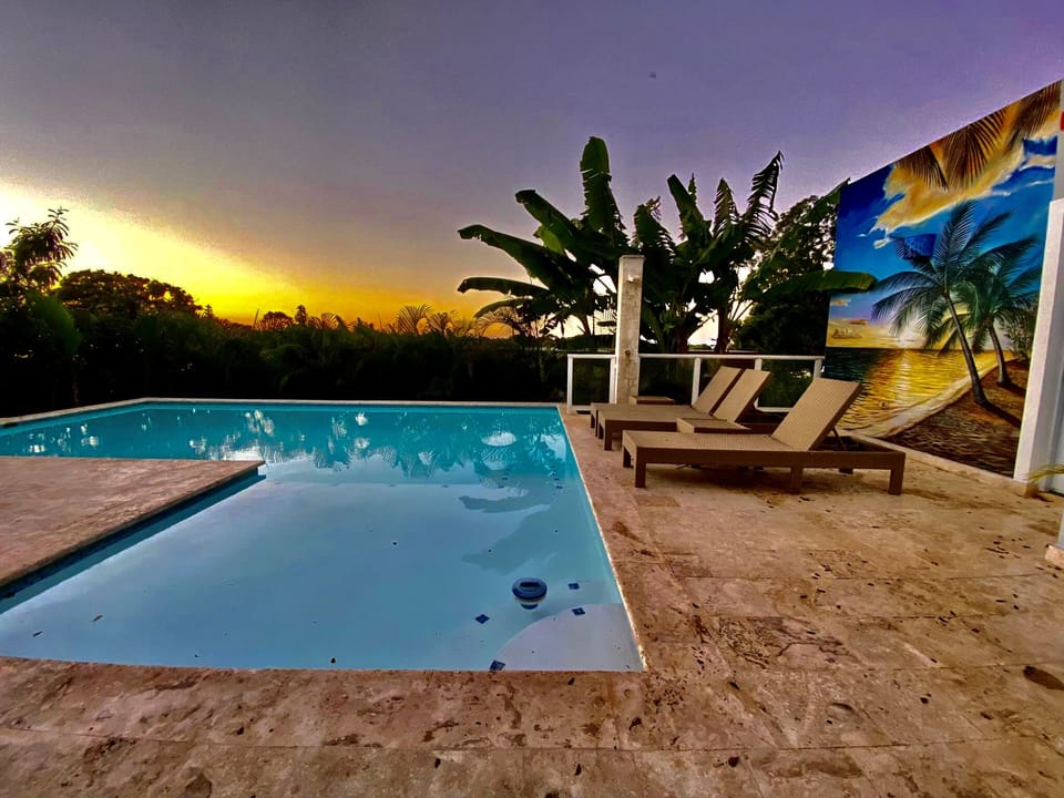 ✨CASA COCO-OLAS✨  Superior 3 Master with Hot Tub @ Casa Linda