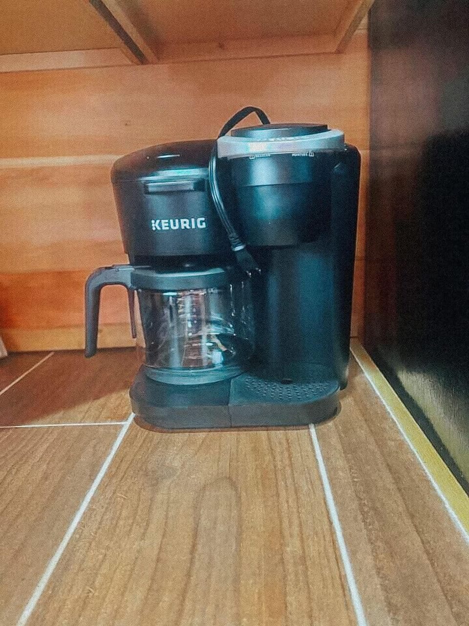 Keurig Duo: Best of both worlds — Keurig side or make you a warm pot of coffee 