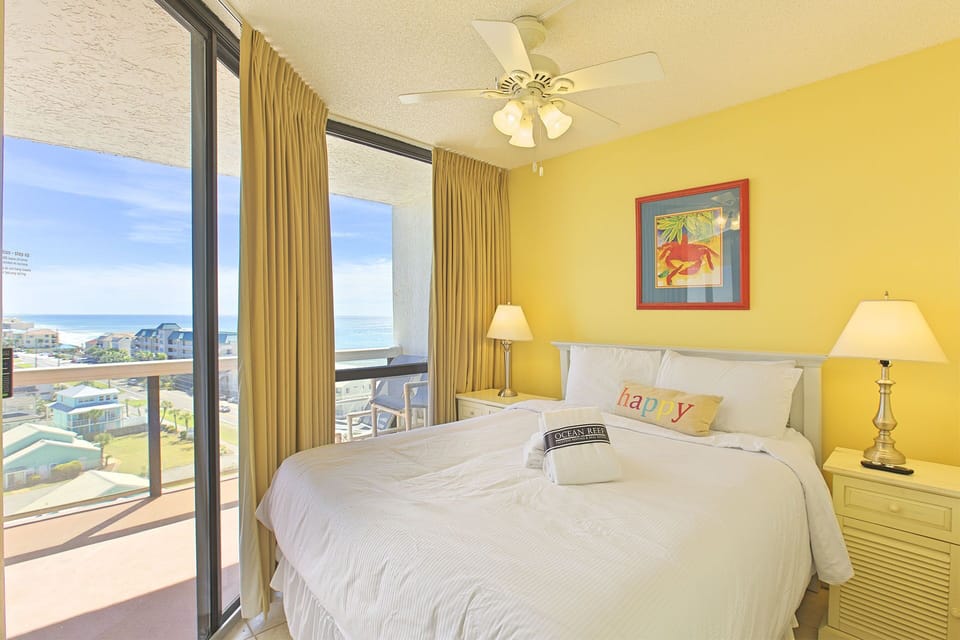 20-Surfside-803-Guest-Bed