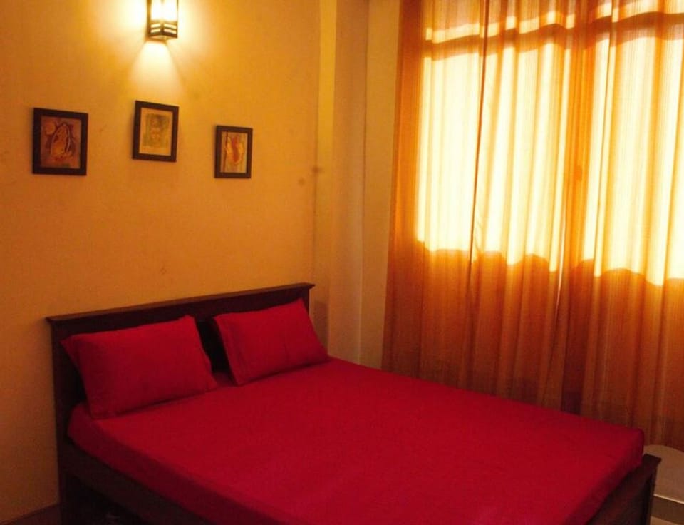 Deluxe Double Room | Desk, laptop workspace, iron/ironing board