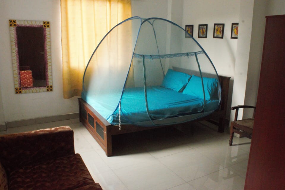 Deluxe Double Room | Desk, laptop workspace, iron/ironing board