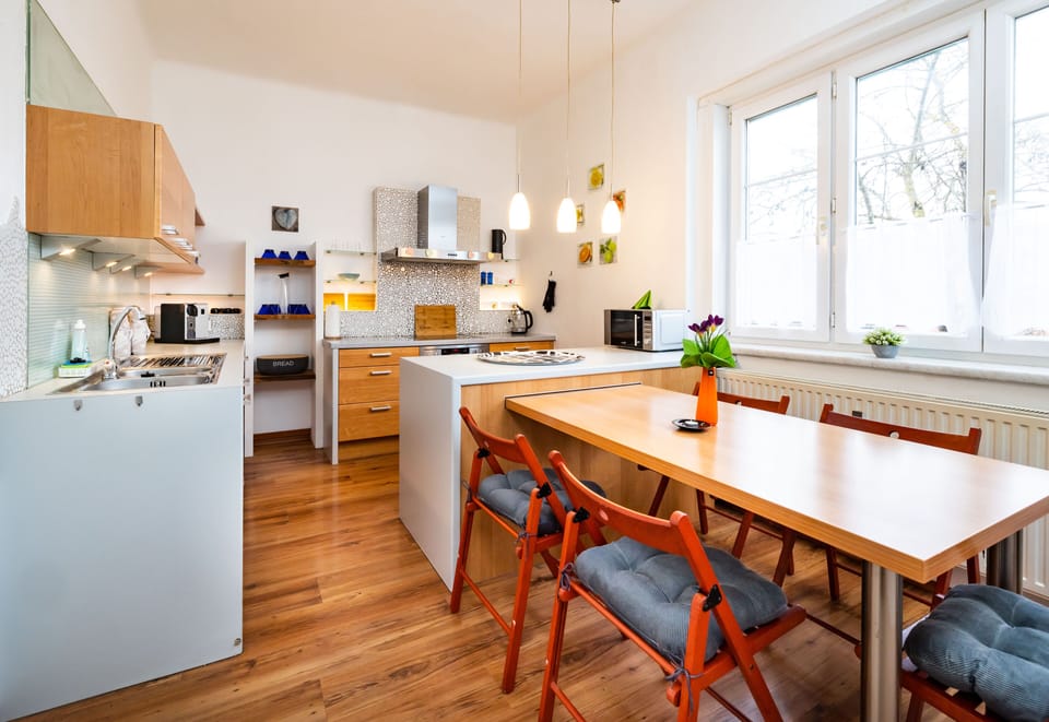 Apartment, Balcony | Private kitchen | Coffee/tea maker, electric kettle, toaster