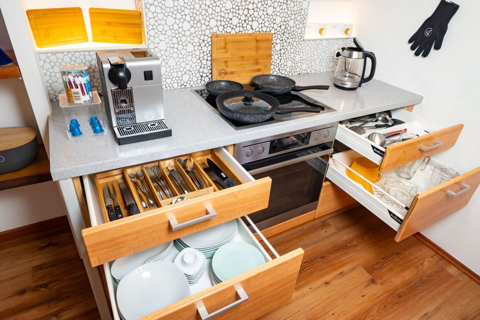 Apartment, Balcony | Private kitchen | Coffee/tea maker, electric kettle, toaster