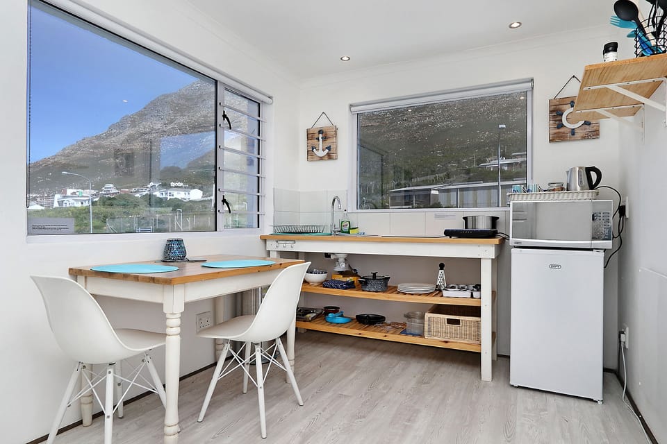 Standard Studio Suite, Balcony, Mountain View | Private kitchen | Coffee/tea maker, electric kettle