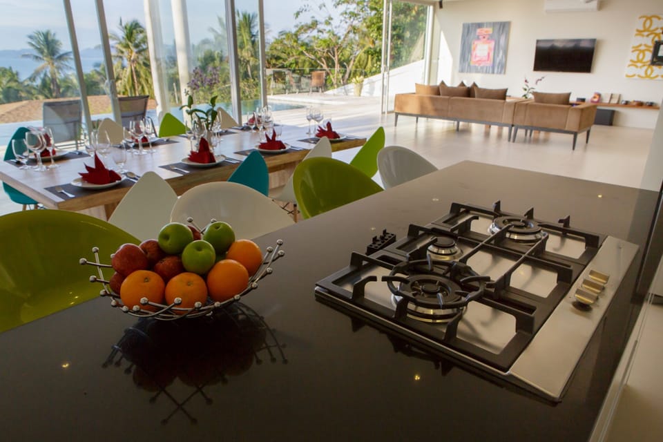 Villa, Multiple Bedrooms, Non Smoking, Kitchen | Private kitchen | Full-size fridge, microwave, oven, stovetop