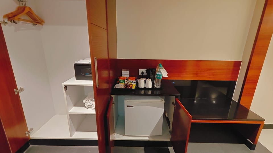 Luxury Suite | Egyptian cotton sheets, premium bedding, down comforters, pillowtop beds