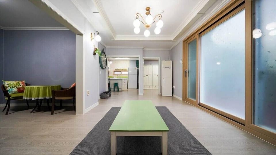 Room (Byuljang (Private)) | Free WiFi, bed sheets