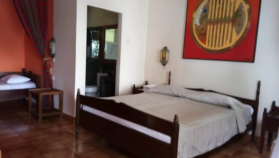 Deluxe Susan | Rollaway beds, free WiFi