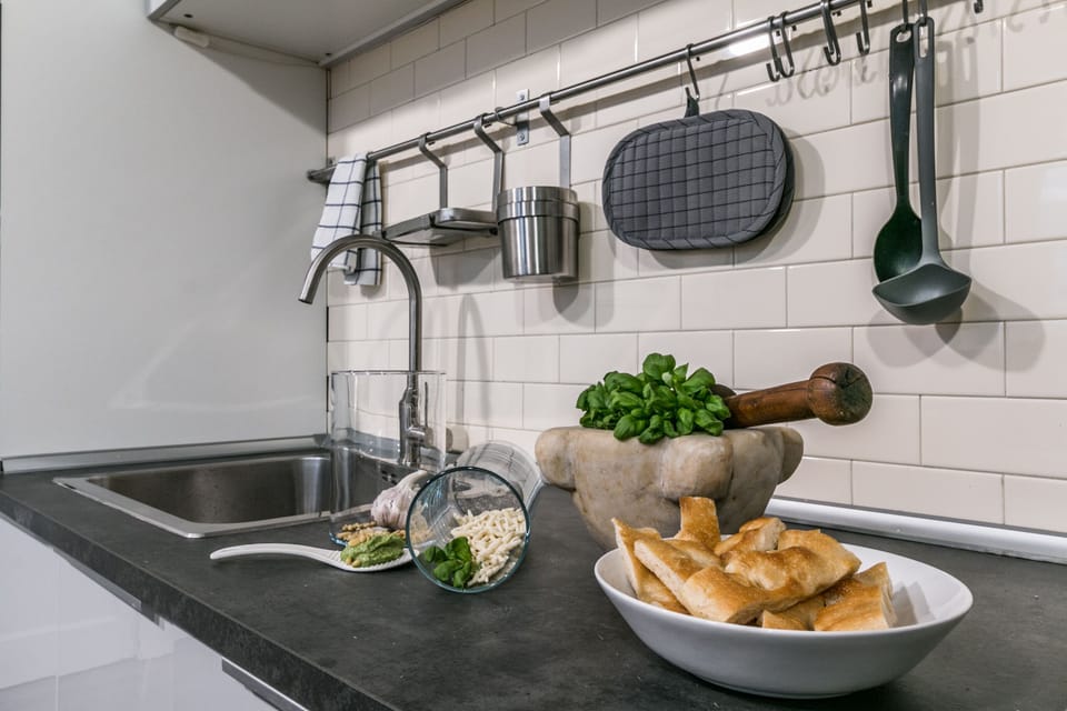 Apartment, 2 Bedrooms | Private kitchen | Full-size fridge, microwave, oven, stovetop