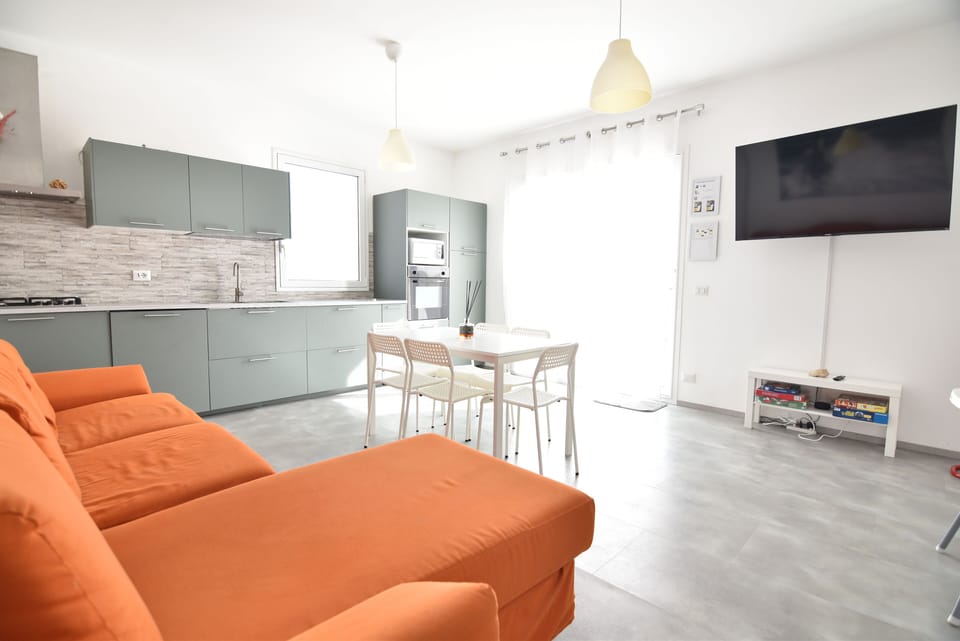 Apartment, 3 Bedrooms | Living room | Flat-screen TV