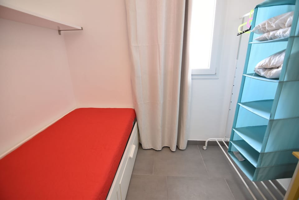 Apartment, 2 Bedrooms (Santa) | Private kitchen | Full-size fridge, oven, stovetop, cookware/dishes/utensils