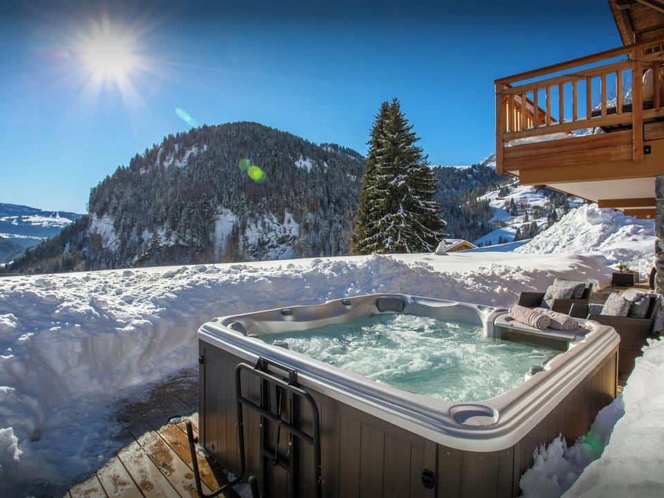Jacuzzi