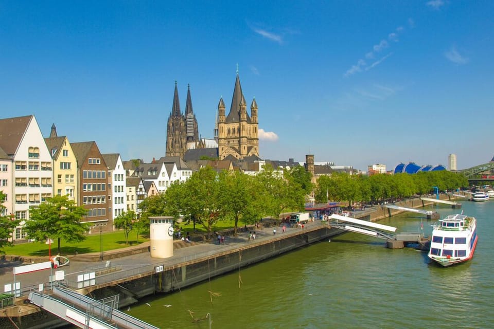 City Apartments in Köln am Rheingarten Bed and Breakfast in Cologne
