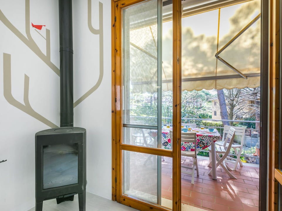 Property, Window, Door, Building, Wood, Interior Design, Shade, Yellow, Floor