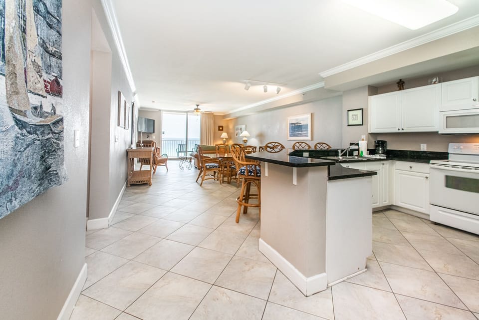Kitchen to Living Room