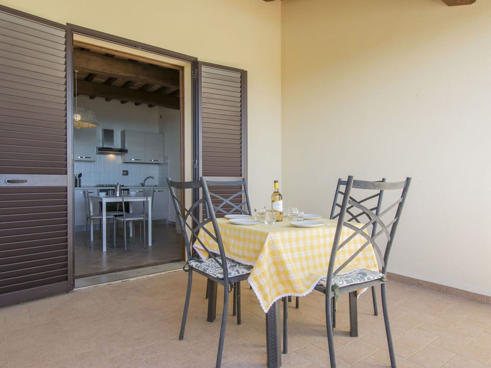 Room, Furniture, Property, Yellow, Chair, Dining Room, Table, Floor, Interior Design, Building