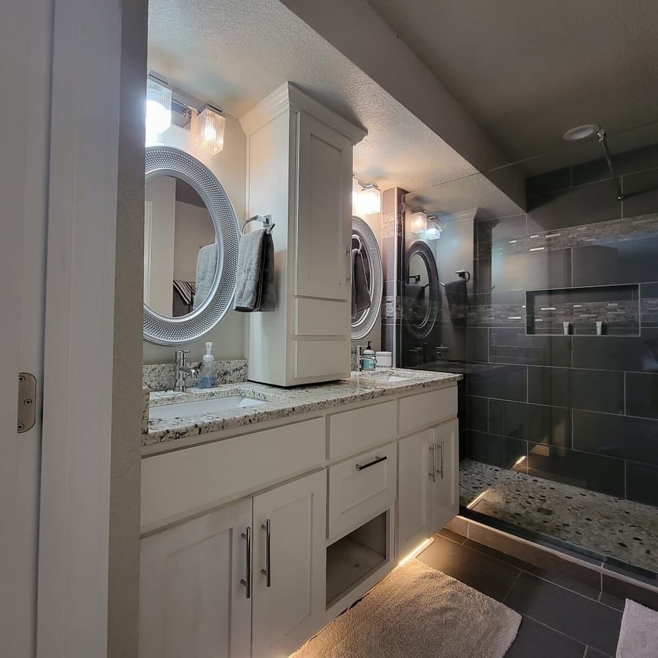 Master Bath