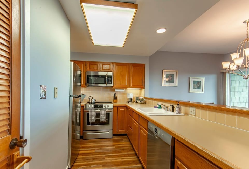 Lots of counter space for cooking and preparing food!