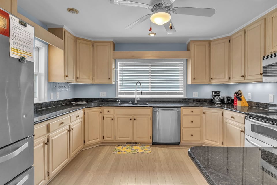Kitchen - 1st Level Northeast