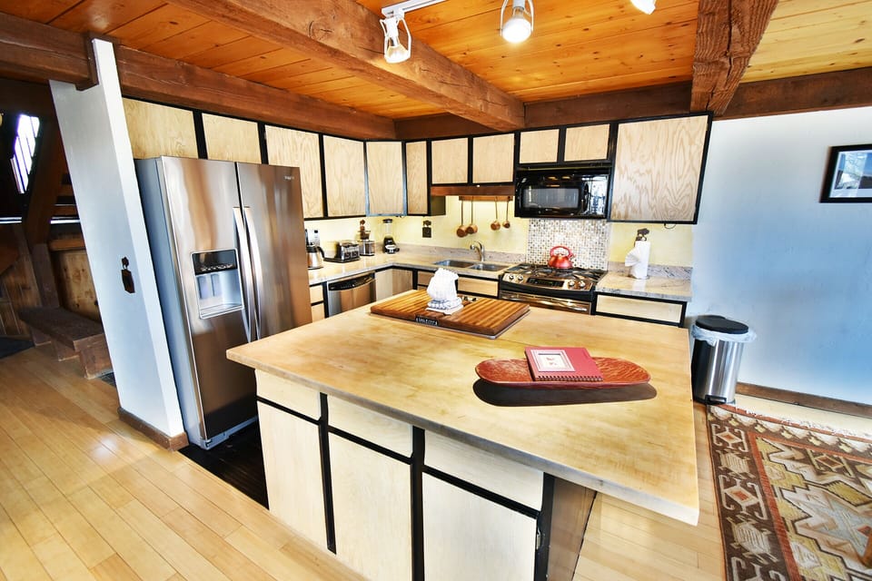 Fully Equipped Kitchen - Fully Equipped Kitchen