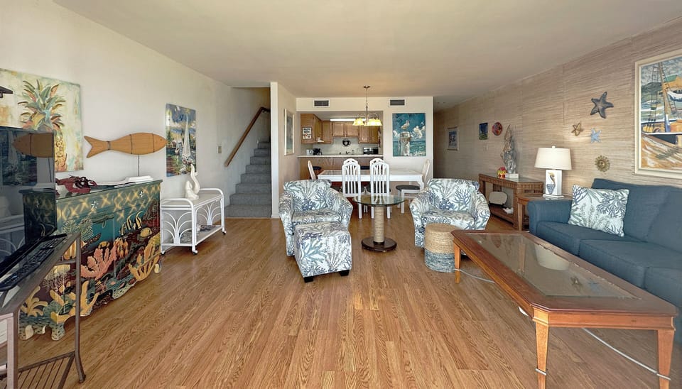 Spacious, Open Concept Main Living Area