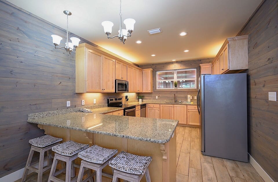 Eat in Kitchen