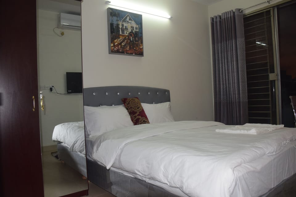 Deluxe Double Room | Free WiFi