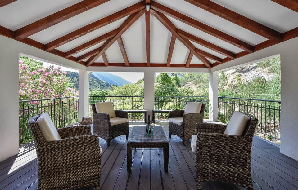 balcony-terrace
