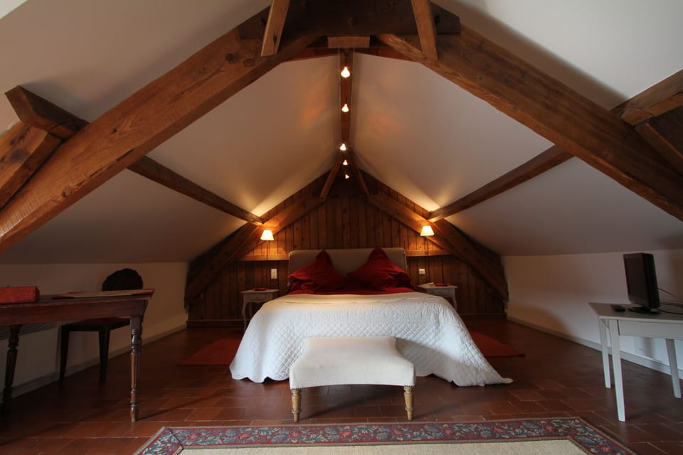 Triple Room | Rollaway beds, free WiFi, bed sheets