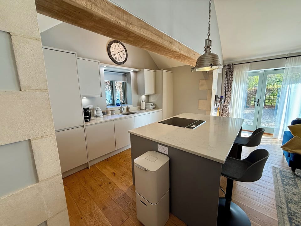 Well equipped kitchen
