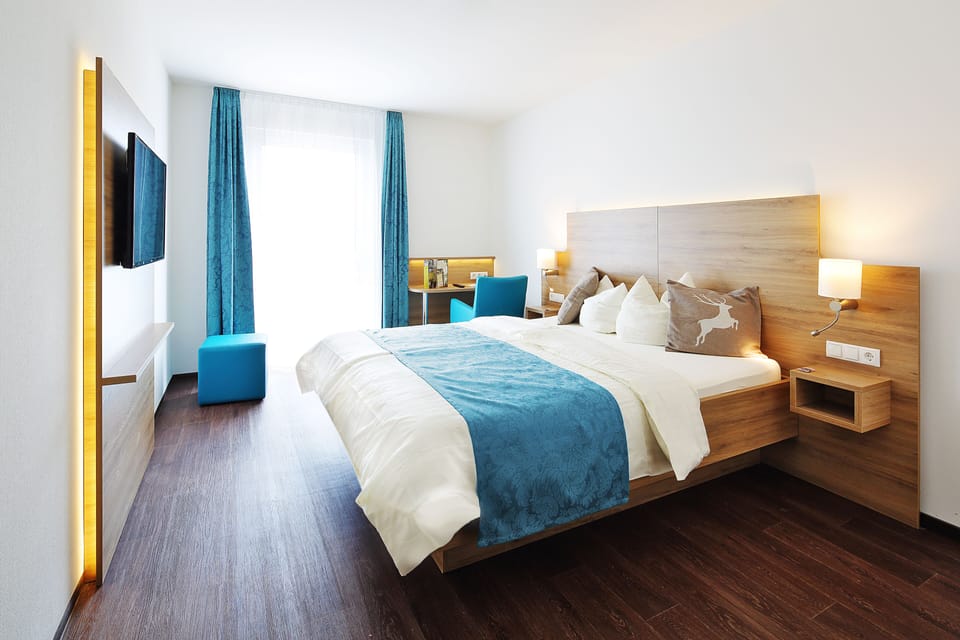 Double Room | Individually decorated, individually furnished, desk, soundproofing