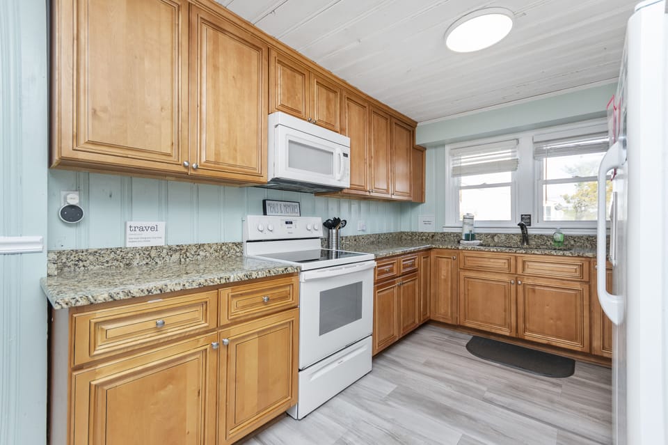 Large kitchen with plenty of counter space
