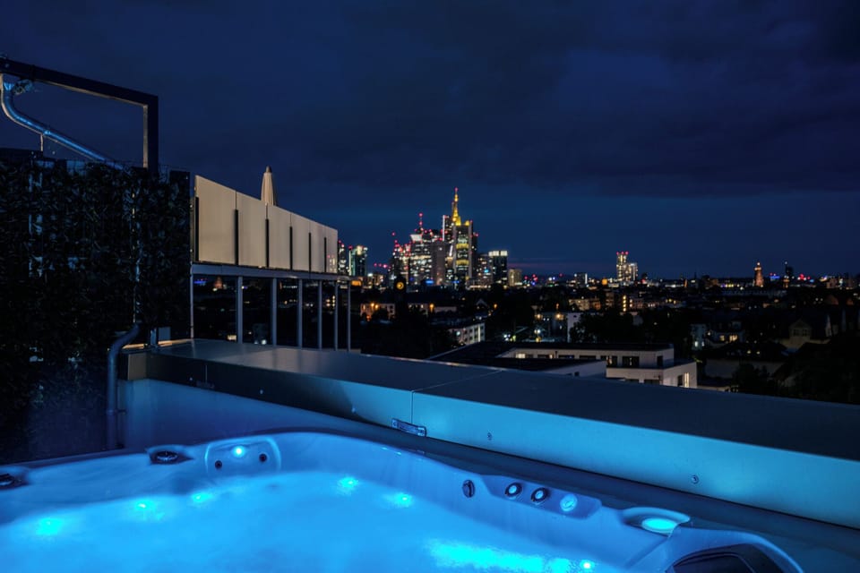 Vienna House by Wyndham Frankfurt South Hotel in Frankfurt