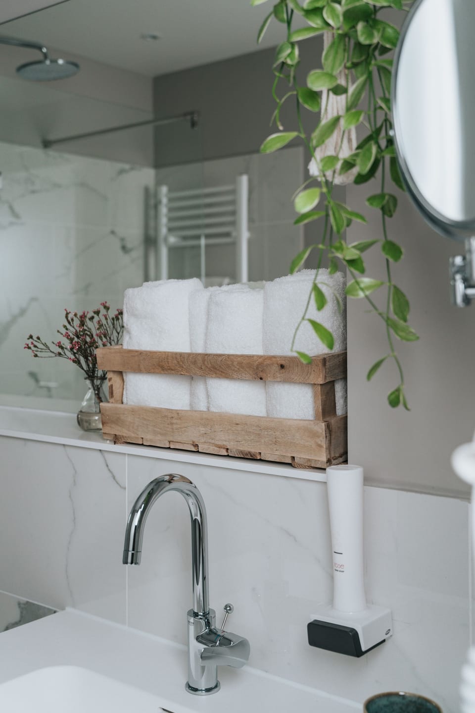Blasky One | Bathroom | Shower, rainfall showerhead, hair dryer, towels