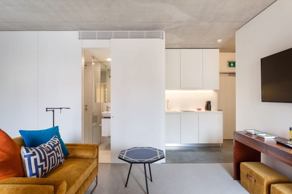 Private kitchenette
