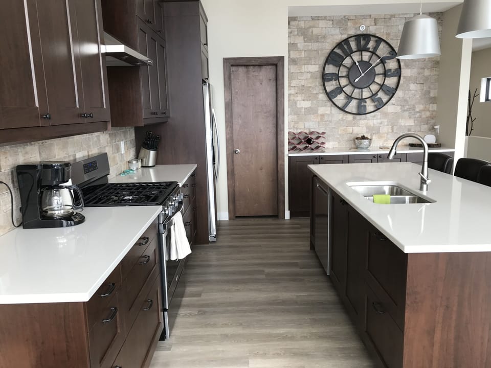 Fully Equipped Large Kitchen 