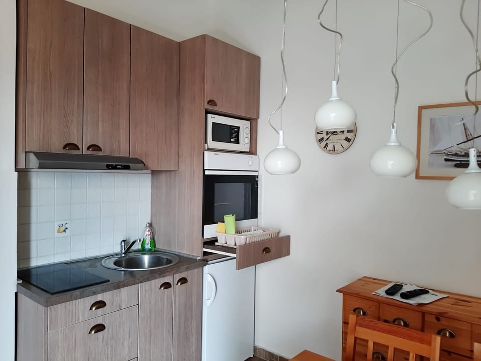 Kitchenette