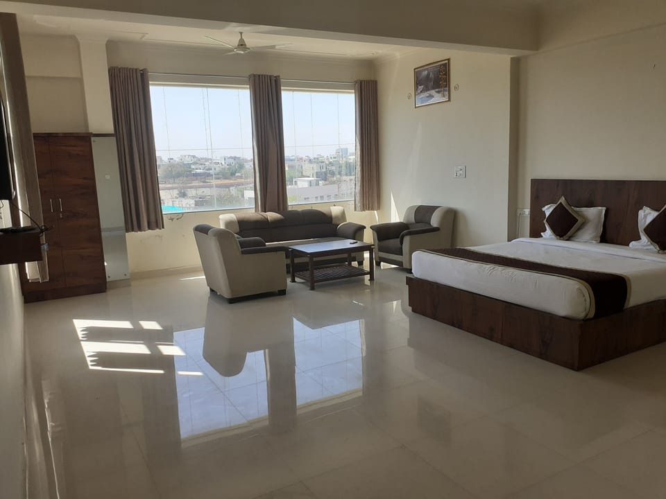 Individually furnished, desk, laptop workspace, rollaway beds