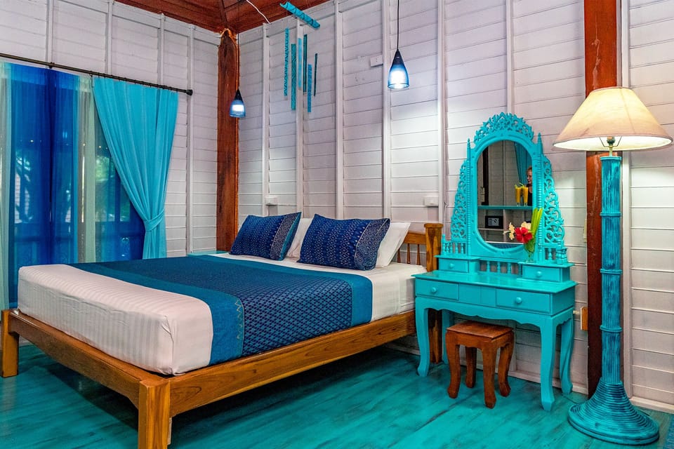 Deluxe Tropical Garden Suite | Premium bedding, Select Comfort beds, free WiFi, bed sheets