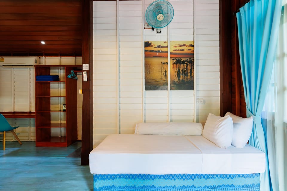 Family Pool View Bungalow | Premium bedding, Select Comfort beds, WiFi (free), bed sheets