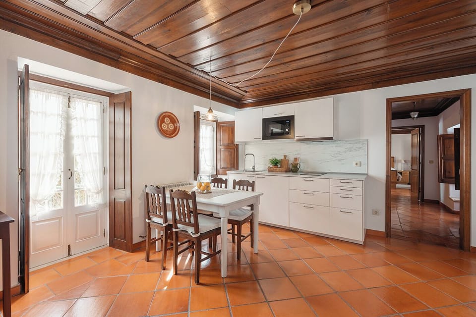 Classic Apartment, 1 Bedroom (T1) | Living area | Flat-screen TV