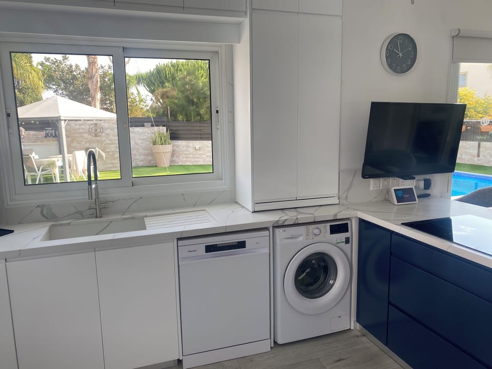Washing machine & Dishwasher