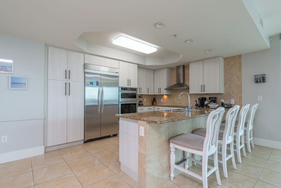 Caribe Resort C1215 Kitchen