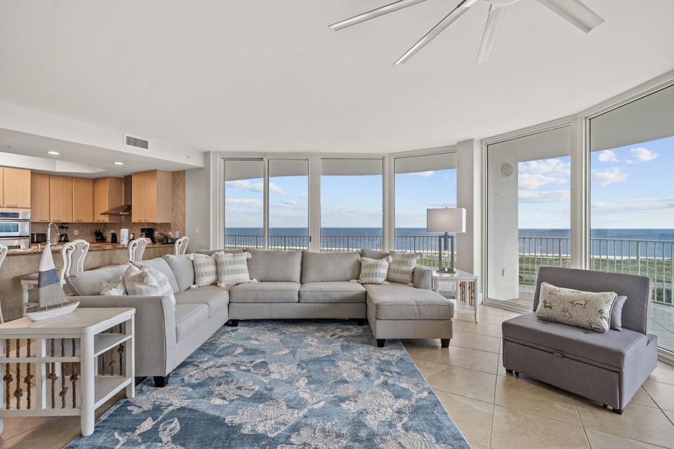 Caribe Resort C1215 Living Room