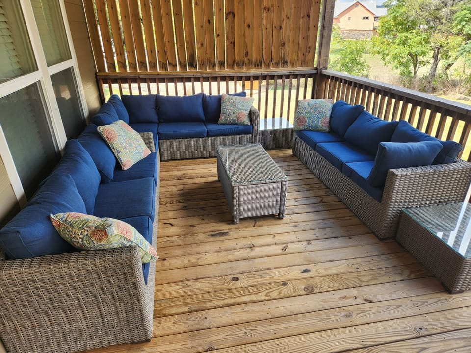 Upstairs Deck