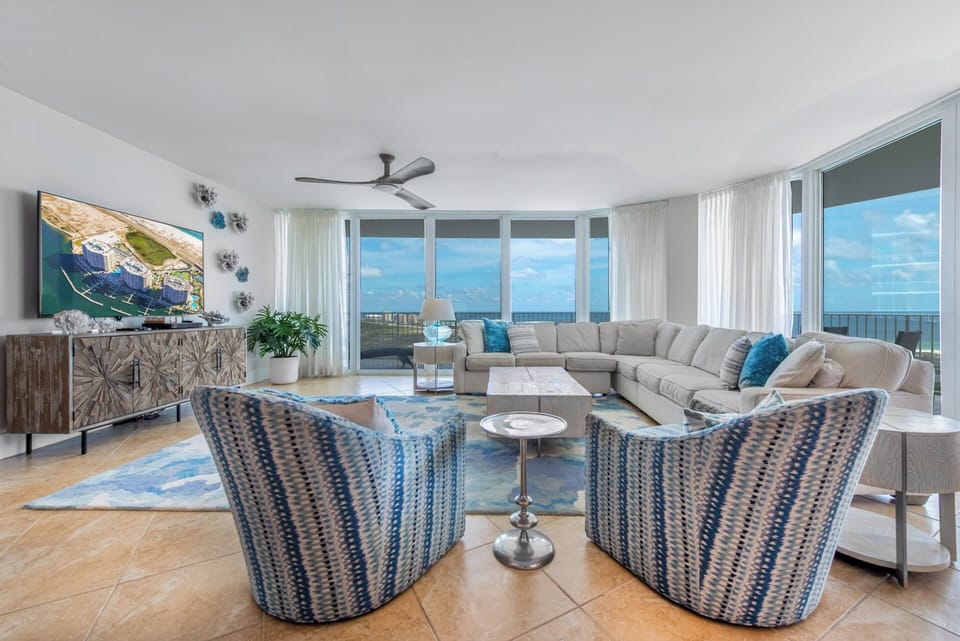 Caribe Resort C1110 Living Room