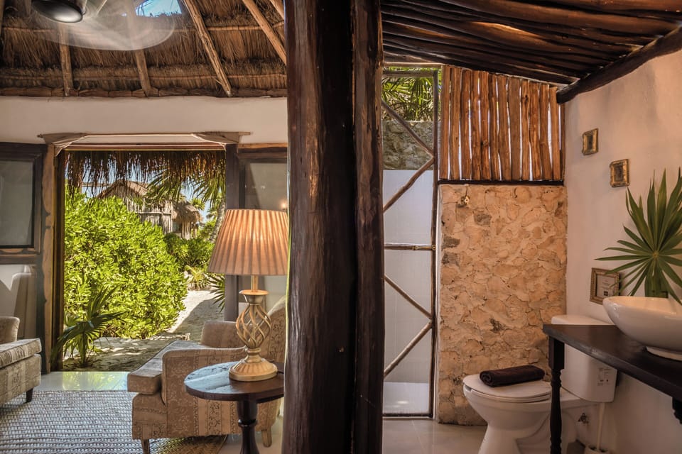 Cabin, Ensuite, Partial Sea View | Bathroom | Towels