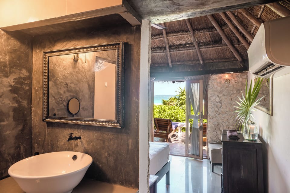 Cabin, Sea View | Bathroom | Towels